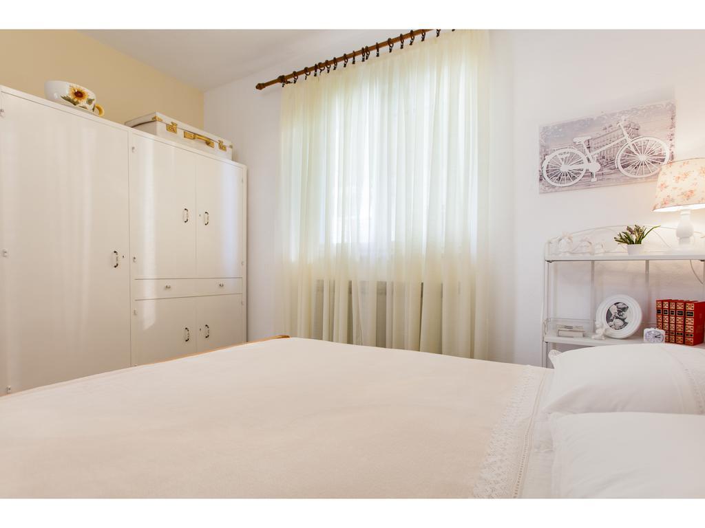 Holiday Home Vallis Povlja  Esterno foto